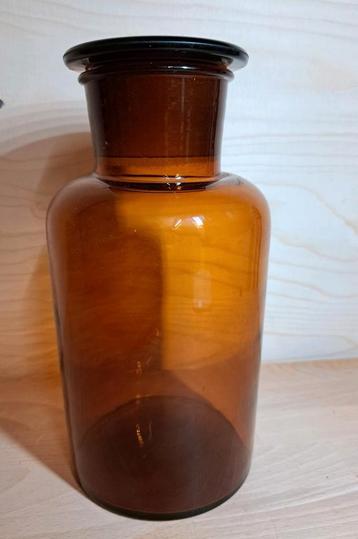 Antieke Apothekersfles - amberkleurig beschikbaar voor biedingen