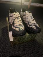 traningspakken black bananas en armani maat 176 en S, Ophalen of Verzenden, Zo goed als nieuw, Buitenlandse clubs, Shirt