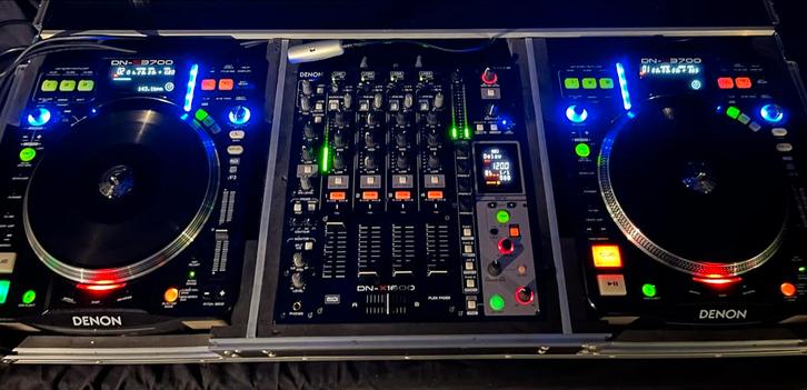 Complete Denon DJ Set - 2x DN-S3700 & DN-X1600 mixer, Muziek en Instrumenten, Dj-sets en Draaitafels, Gebruikt, Dj-set, Denon