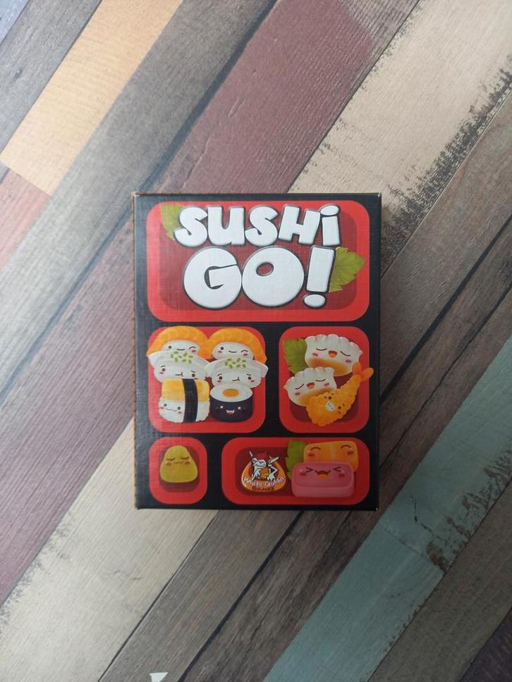 Sushi Go! Kaartspel, Hobby en Vrije tijd, Gezelschapsspellen | Bordspellen, Zo goed als nieuw, Een of twee spelers, Drie of vier spelers