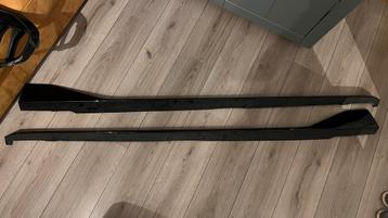 BMW 1 Serie F40 M Performance side skirts beschikbaar voor biedingen