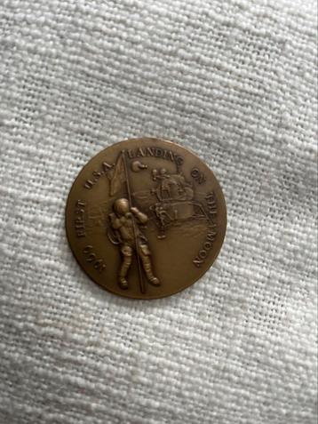 Apollo XI 1969, First USA Landing on the Moon, medaille beschikbaar voor biedingen