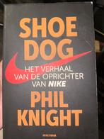 Shoe dog phil knight boek, Boeken, Ophalen of Verzenden, Zo goed als nieuw