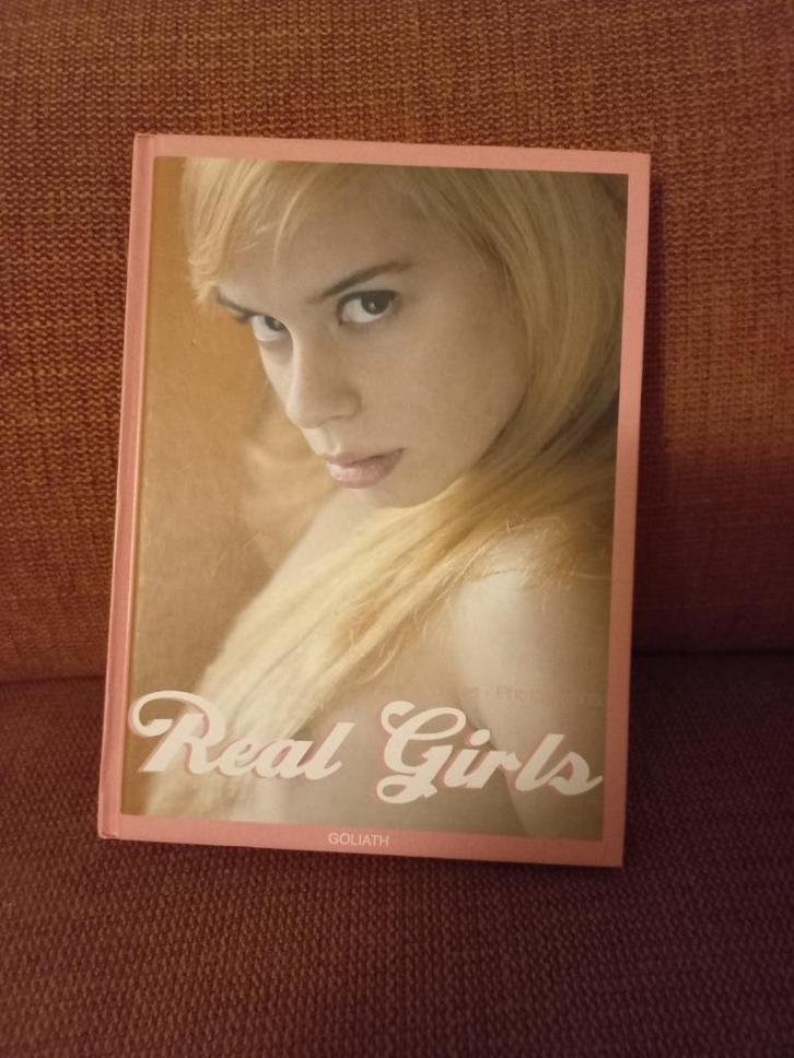 Fotoboek Real Girls - Scott Lanes, Boeken, Kunst en Cultuur | Fotografie en Design, Zo goed als nieuw, Fotografen, Ophalen of Verzenden