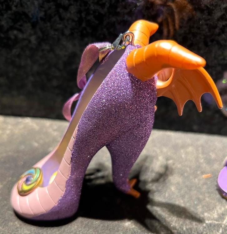 13 disney kerstschoentjes waaronder een paar zeer zeldzame, Diversen, Kerst, Zo goed als nieuw, Ophalen