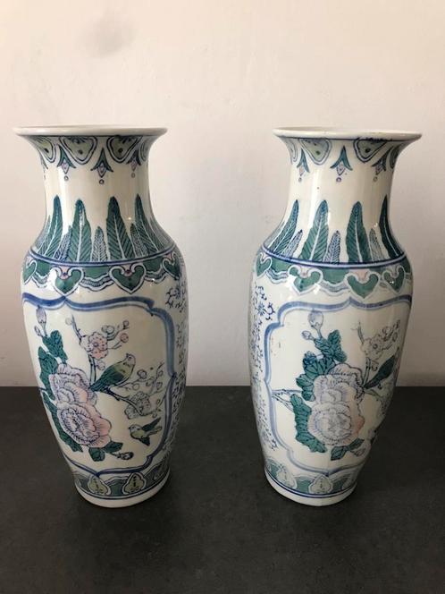 2 Chinese vazen bloemen en vogels, Huis en Inrichting, Woonaccessoires | Vazen, Overige kleuren, Minder dan 50 cm, Aardewerk of Porselein