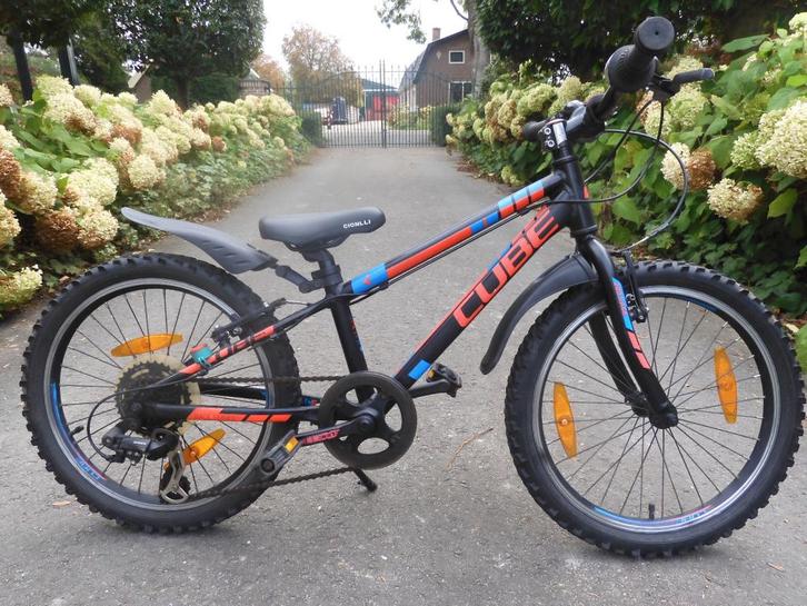 Mooie 20 inch Cube Race 200 met 7 versnellingen, Fietsen en Brommers, Fietsen | Jongens, Zo goed als nieuw, 20 inch, Versnellingen