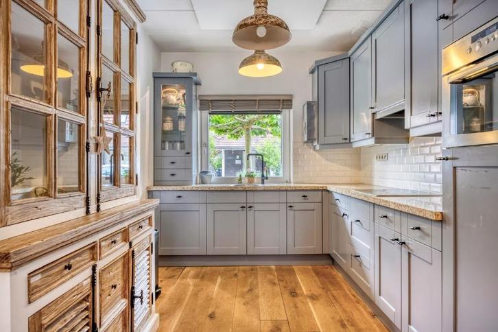 Landelijke keuken, Huis en Inrichting, Keuken | Complete keukens, Zo goed als nieuw, Hoekkeuken, Blauw, Graniet of Steen, Ophalen