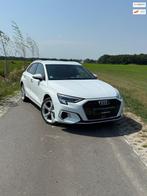 Audi A3 Sportback 40 TFSI e 3x S-Line keyless/stoelverw/ambi, Gebruikt, Wit, Bedrijf, 71 km/l