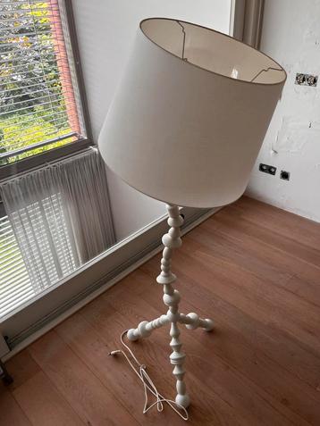 Staande lamp (IKEA) beschikbaar voor biedingen