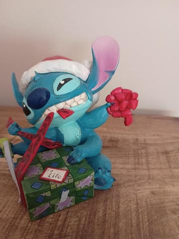 Disney traditions stitch  beschikbaar voor biedingen