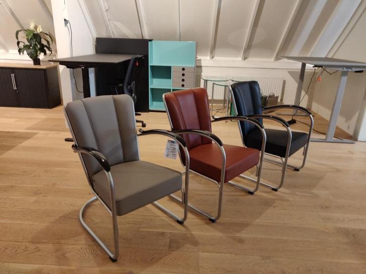 Gispen Fauteuil 412 Leer sledeframe mat chroom vloerglijders, Huis en Inrichting, Fauteuils, Gebruikt, Leer, Metaal, 50 tot 75 cm