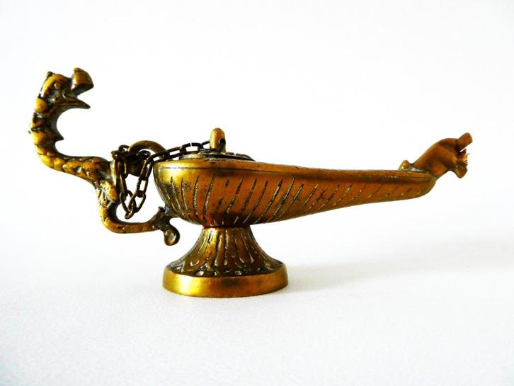Messing Aladdin lamp olielamp met gravering handvat draak, Antiek en Kunst, Antiek | Lampen, Ophalen of Verzenden