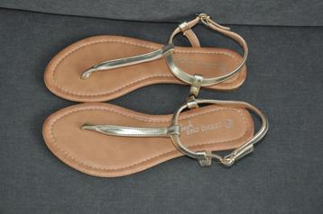 sandalen 37, nieuwe sandalen 37 beschikbaar voor biedingen