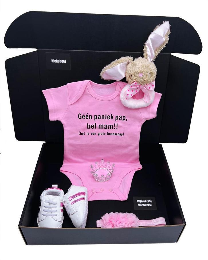 Kraamcadeau meisje - cadeau babyshower bij Koetsiekoetsie, Kinderen en Baby's, Kraamcadeaus en Geboorteborden, Zo goed als nieuw
