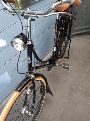   Gazelle oltimer fietsen beschikbaar voor biedingen