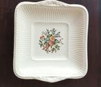 Wedgwood gebaksschaal, serie Conway, Huis en Inrichting, Keuken | Servies, Ophalen of Verzenden, Wedgwood, Aardewerk, Schaal of Schalen