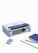 The Sony VPL-CS4 Projector is a SVGA Portable Projector, Audio, Tv en Foto, Beamers, Sony, Zo goed als nieuw, HD (720), Ophalen