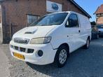 Hyundai H 200 2.5 TCI Luxe ( Inruilkoopje ), Auto's, Gebruikt, Zwart, 4 cilinders, 700 kg