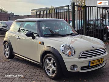 Mini Mini 1.6 Cooper Chili 2e eigenaar dealer onderhouden ai beschikbaar voor biedingen
