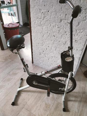 VINTAGE hometrainer  beschikbaar voor biedingen