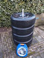 Nette Set All Season Banden 215/65 R16 - Nissan Qashqai 2010, Auto-onderdelen, Banden en Velgen, Ophalen, 215 mm, 16 inch, All Season