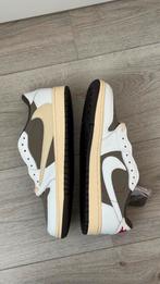 Nike Travis Scott 'Mocha', Ophalen of Verzenden, Zo goed als nieuw, Bruin