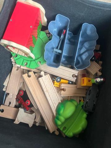 Houten Treinbaan Set (brio) beschikbaar voor biedingen