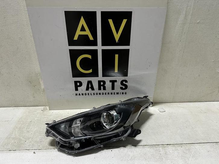 Koplamp Toyota Yaris IV HYBIRD P21 led links Origineel, Auto-onderdelen, Verlichting, Toyota, Gebruikt, Ophalen of Verzenden