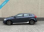 Volvo V40 2.0 D2 Kinetic Navi Airco Led Cruise Nl Auto Apk, Auto's, Voorwielaandrijving, Gebruikt, 4 cilinders, 1969 cc