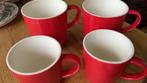 HEMA CHICAGO 4 grote mokken, 4 koffie mokken rood ,KERST ?, Ophalen of Verzenden, Zo goed als nieuw, Overige stijlen, Kop(pen) en/of Schotel(s)