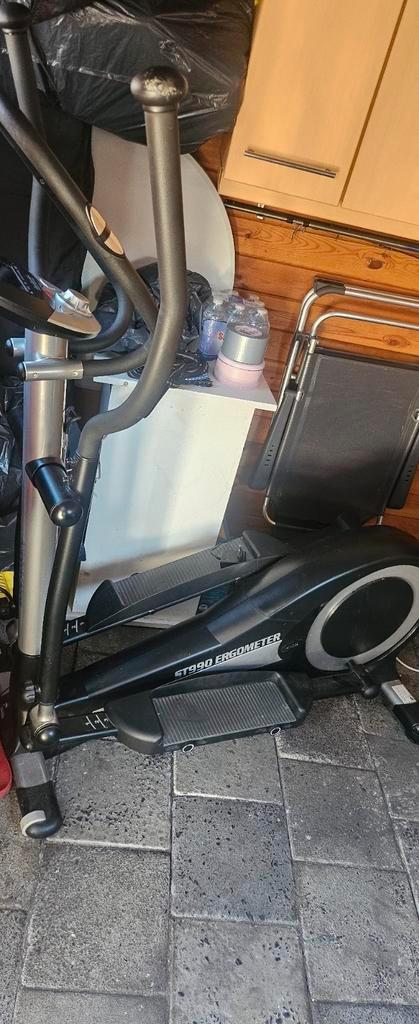 Crosstrainer ST990 Ergometer, Sport en Fitness, Fitnessapparatuur, Gebruikt, Crosstrainer, Armen, Benen, Buik, Rug, Metaal, Ophalen of Verzenden