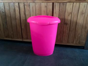 Eukanuba voerton - voercontainer 15 kg beschikbaar voor biedingen