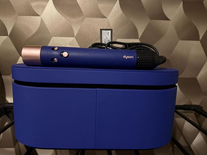 Dyson Airwrap Vinca Blue/Rose Long Giftset, Witgoed en Apparatuur, Persoonlijke-verzorgingsapparatuur, Zo goed als nieuw, Haarverzorging