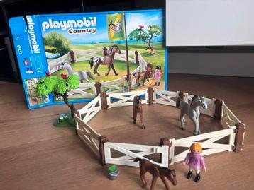 Playmobil country beschikbaar voor biedingen