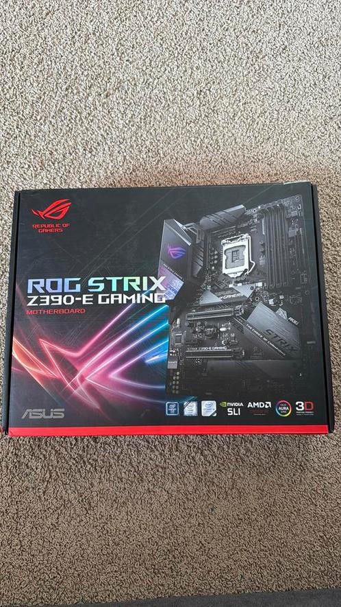 ASUS ROG STRIX Z390-E GAMING, Computers en Software, Moederborden, Zo goed als nieuw, Intel, DDR4, Ophalen of Verzenden