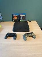 PS4 met 2 controllers + FIFA & Minecraft, Met 2 controllers, Ophalen of Verzenden, Original, Gebruikt