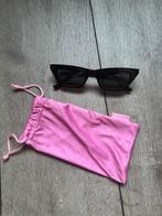 Zwarte cat eye loavies zonnebril, Sieraden, Tassen en Uiterlijk, Ophalen of Verzenden, Zo goed als nieuw, Zwart, Zonnebril