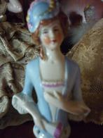 Antieke genummerde Half Doll van porselein., Verzenden