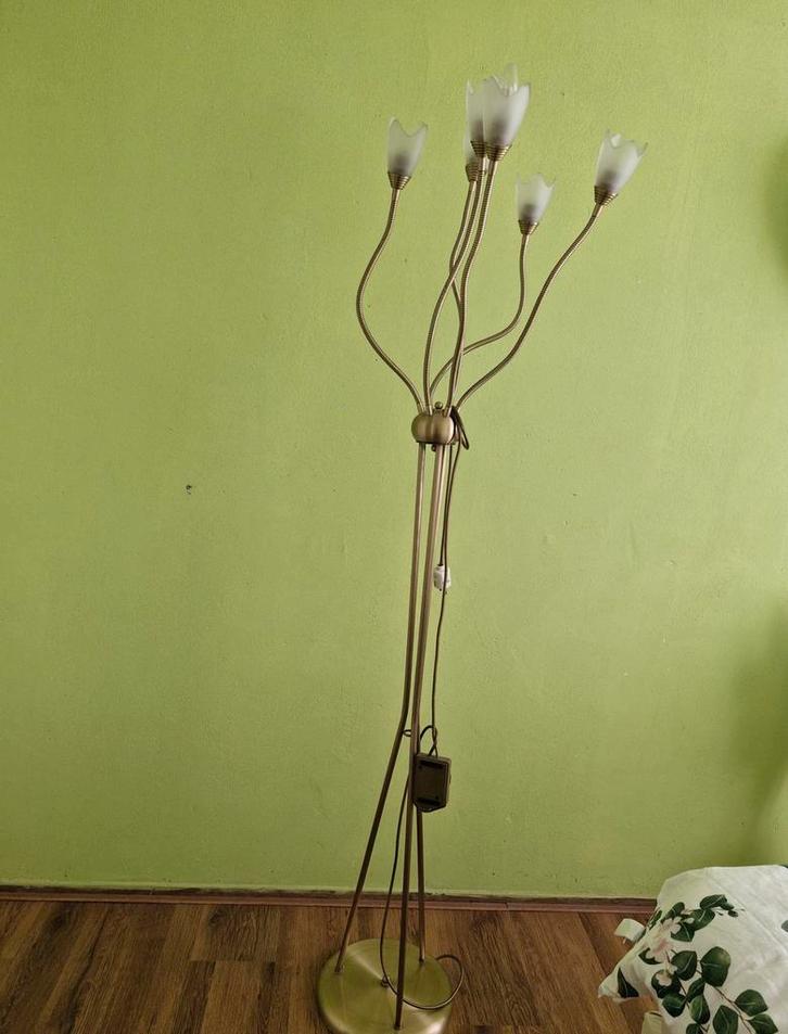 GOUDEN STAANDE LAMP WIT GLAS, Huis en Inrichting, Lampen | Vloerlampen, Zo goed als nieuw, 150 tot 200 cm, Glas, Ophalen