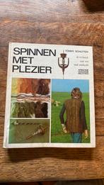 Spinnen met plezier, Hobby en Vrije tijd, Spinnewielen en Spinnen, Ophalen of Verzenden, Zo goed als nieuw, Spinnewiel