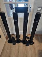 Harman kardon luidsprekers 4 op standaard 2 los +center., Audio, Tv en Foto, Luidsprekers, Zo goed als nieuw, Surroundset zonder subwoofer