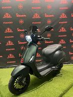 Vespa Sprint 2020 Snor/Brom! Notte Black on Black Garantie!, Fietsen en Brommers, Scooters | Vespa, Ophalen of Verzenden