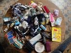 Naaibenodigdheden: knopen, vlechten, draden, ritsen..., Hobby en Vrije tijd, Naaien en Fournituren, Verzenden, Gebruikt, Knoop of Knopen