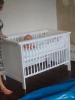 Ledikant met aerosleepmatras, commode met 3 lades 104x59x96, Ophalen, Zo goed als nieuw, Ledikant