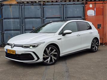 Volkswagen Golf 1.5 TSI R-Line | IQ Lights | Panorama | Sfee beschikbaar voor biedingen