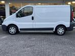 Renault Trafic bestel 2.0 dCi 90pk, T27 L1H1, Trekhaak Audio, Auto's, Bestelauto's, Euro 5, Stof, Zwart, 4 cilinders