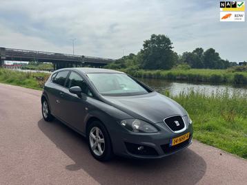 Seat Leon 1.8 TFSI Businessline High|Autom.| beschikbaar voor biedingen