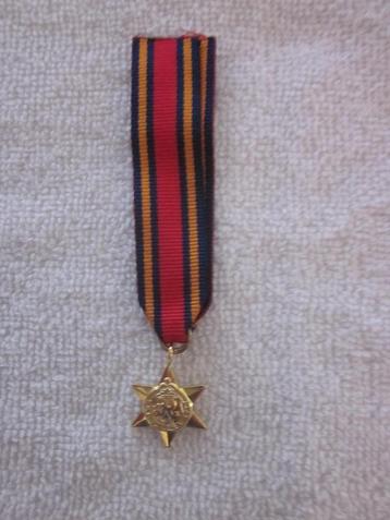 WWII MINIATURE BURMA STAR MEDAL . beschikbaar voor biedingen
