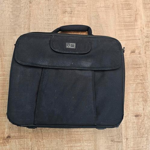 Case Logic - Laptoptas '19 inch, Computers en Software, Laptoptassen, Gebruikt, Schoudertas, 17 inch of meer, Ophalen of Verzenden